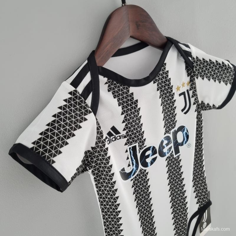 22/23 Juventus Home Baby KM#0030 9-12 Soccer Jersey