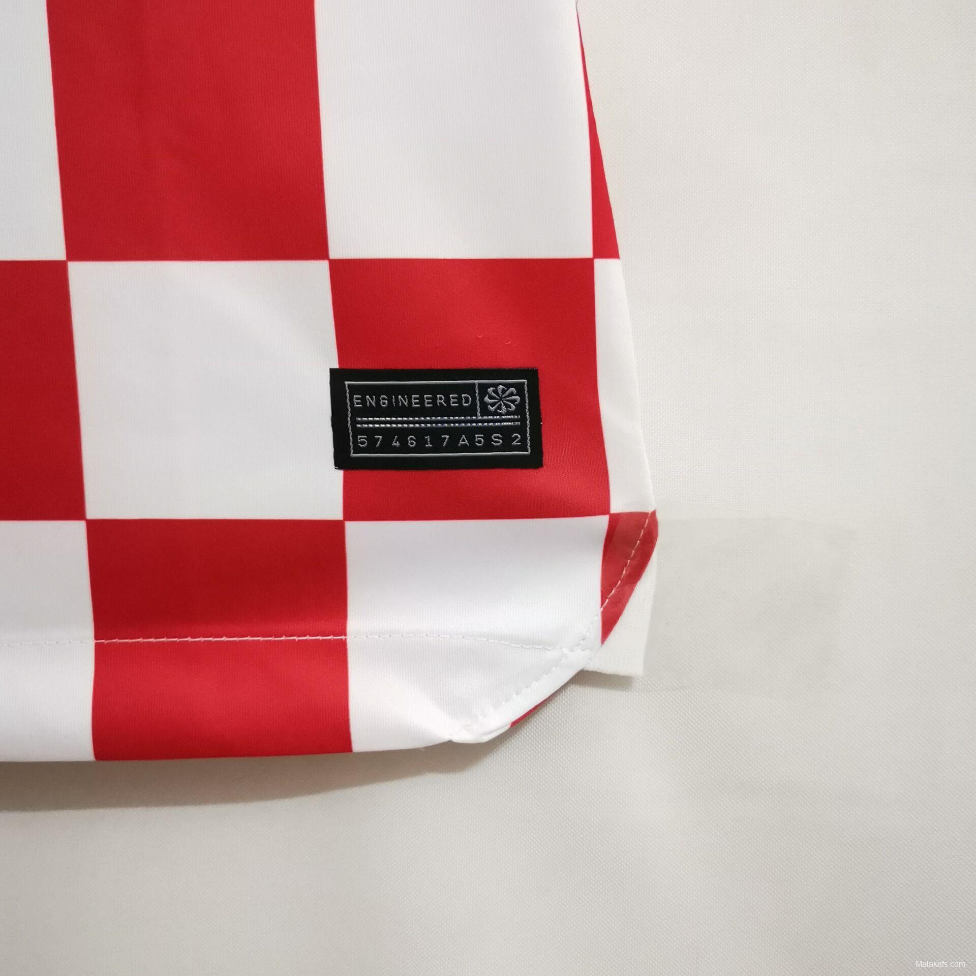 Croatia 22/23 Home Fans Version Jersey