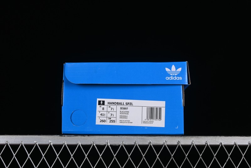Adidas Handball Spezial Retro Sneakers with Suede Upper and Classic Three Stripes - IE5897