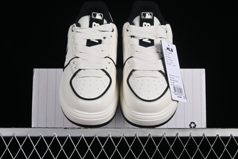 New York Yankees Chunky Liner Basic Thick Sole Platform Sneakers with 6cm Height Increase - 3ASXCA12N50WHS