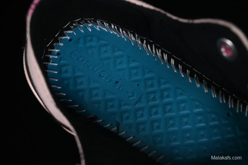 Converse Chuck 70s Low-Top Casual Sneakers with Black-Pink Chain Design - A09542C