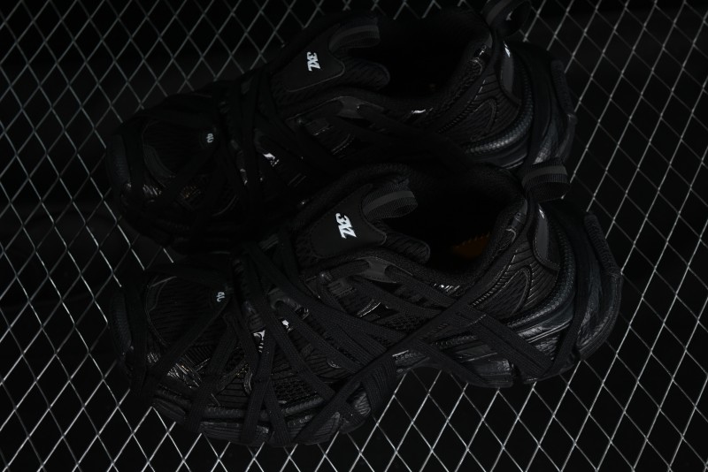Balenciaga Phantom Sneaker - W3XL11000