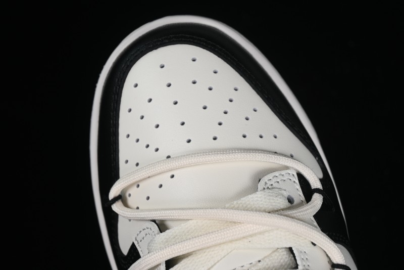 Nike Dunk Retro Saml Panda Mischief Low-Top Casual Sneakers with SB Lace and Retro Black-White Design - DD1391-100