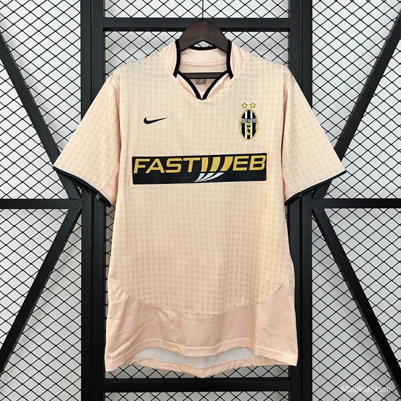 03/04 Retro Juventus Away Jersey