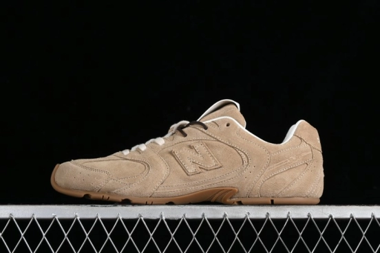 Miu Miu x New Balance 530 Low-Top Retro Running Sneakers with Deconstructed Design - 38165