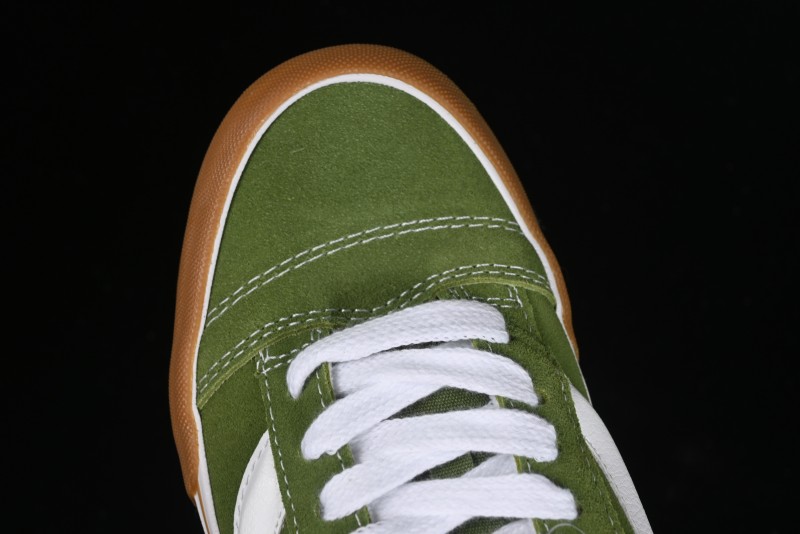 Vans Classics Knu Skool Retro Sneakers with Enlarged Toe and Thickened Sole - VN0009QCCIB