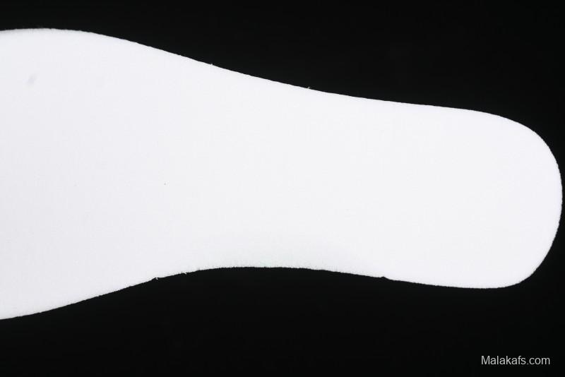 Nike Zoom Fly 5 Premium Lightweight Running Shoes with React Technology and Carbon Fiber Plate - DM8968-101