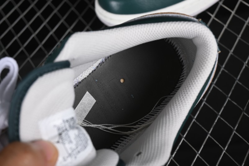 Nike Air Jordan 1 Low Retro Casual Sneakers in White Green - FQ7687-300