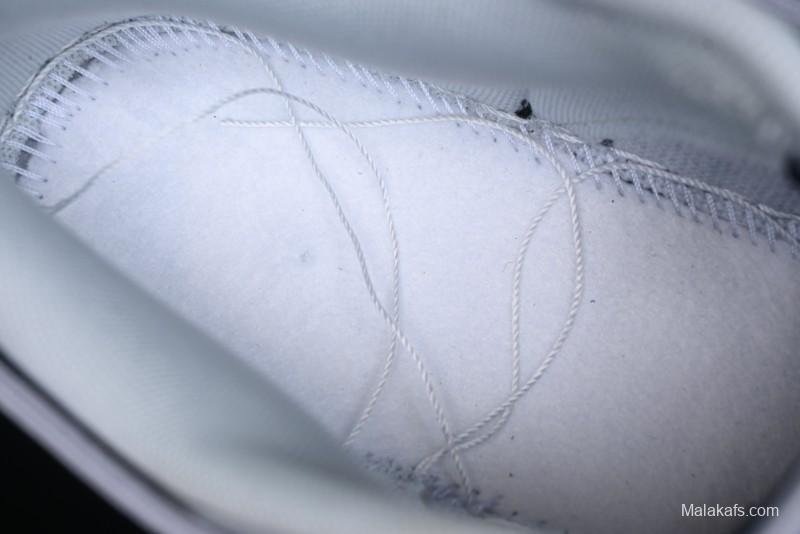 Nike Dunk Low Retro Casual Sneakers with Cosmic Star Eye Design - FQ8826-100