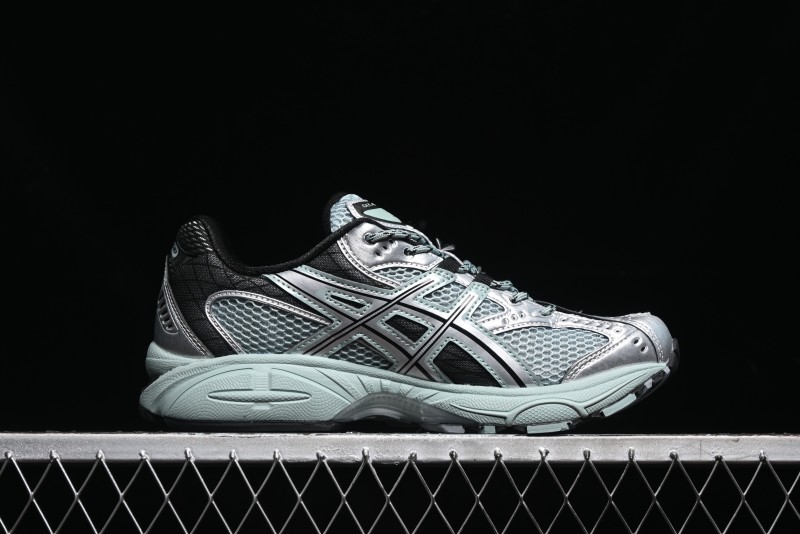 Asics Gel-Nimbus 10.1 Retro Breathable Casual Shoes with Cushioning for Men - 1203A543-400