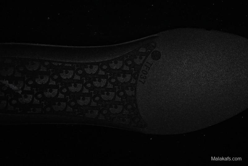 Dior B30 Sneakers with Reflective CD30 Logo and Lightweight Rubber Sole - CD30