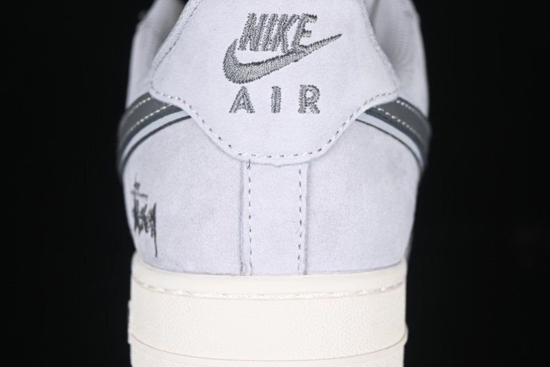 Nike Air Force 1 '07 Low Stussy Collaboration - Pig Grey Swoosh Low-Top Casual Sneakers - XZ3318-066