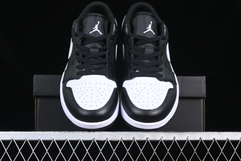 Nike Air Jordan 1 Low Retro Basketball Shoes in Black and White - 553558-043