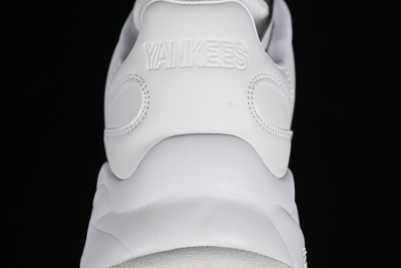 MLB Bigball Chunky Mono New York Yankees Thick Sole Casual Sneakers - 32SHCM01150W