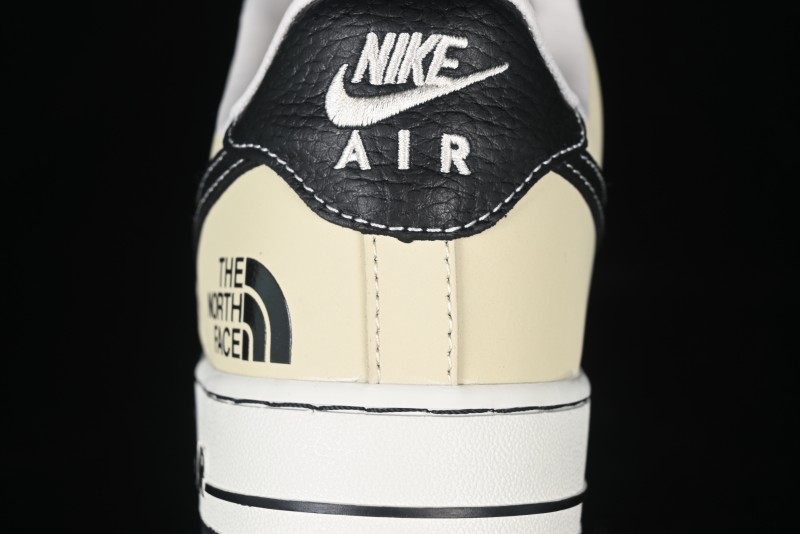 Nike Air Force 1 '07 Low The North Face Collaboration - Black Leather Low-Top Casual Sneakers - CH6336-513