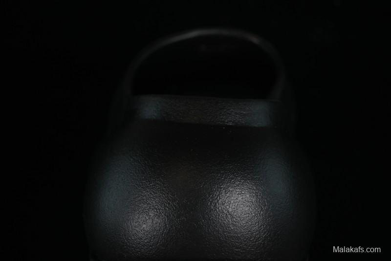 SMFK COMPASS Embossed One-Word Platform Slides - E9066