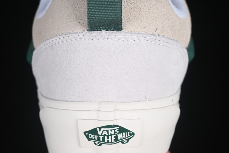 Vans Knu Skool Low-Top Retro Chunky Sneakers - VN009QCBDS