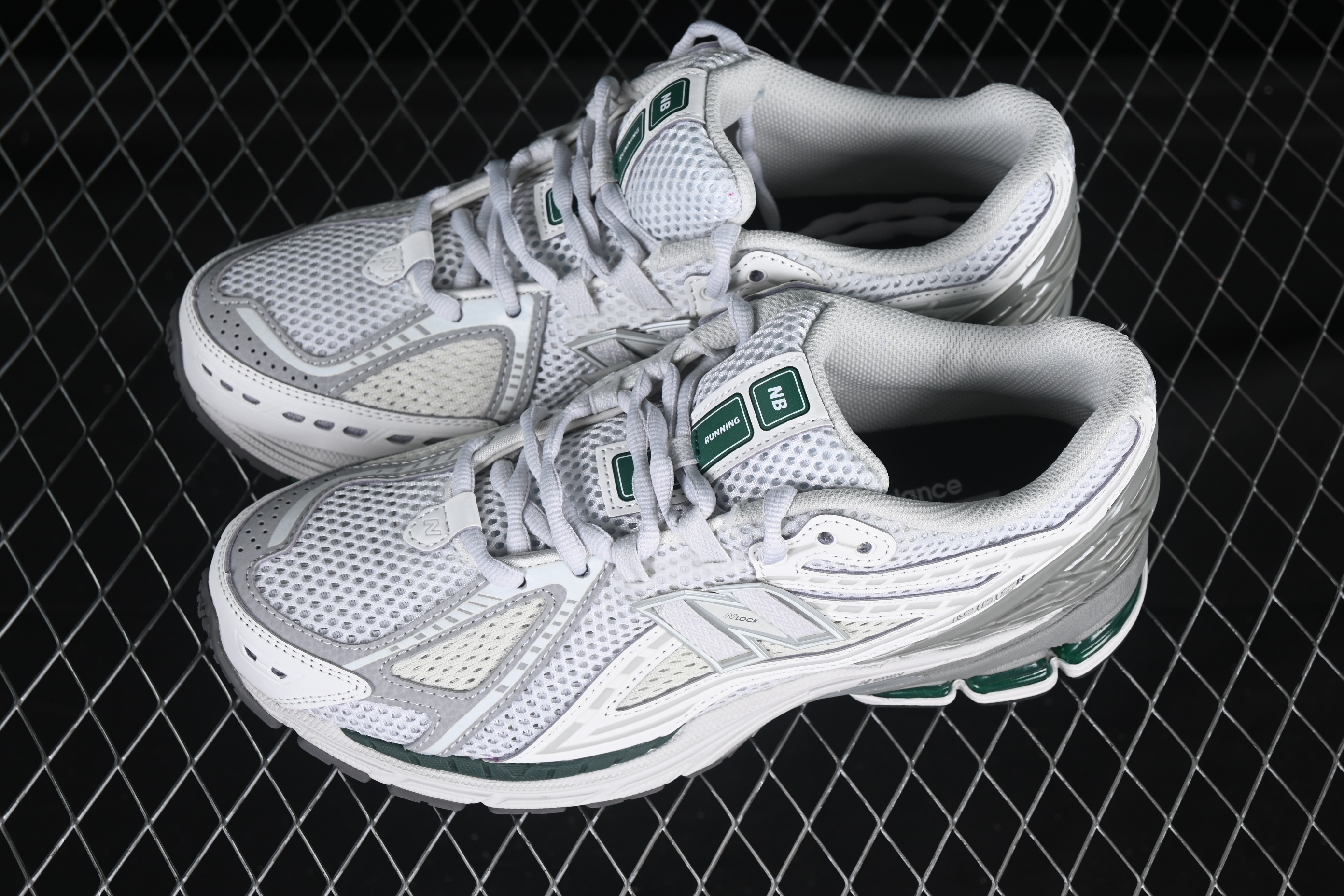 New Balance 1906 Series Retro Dad Style Casual Running Shoes - M1906RGP