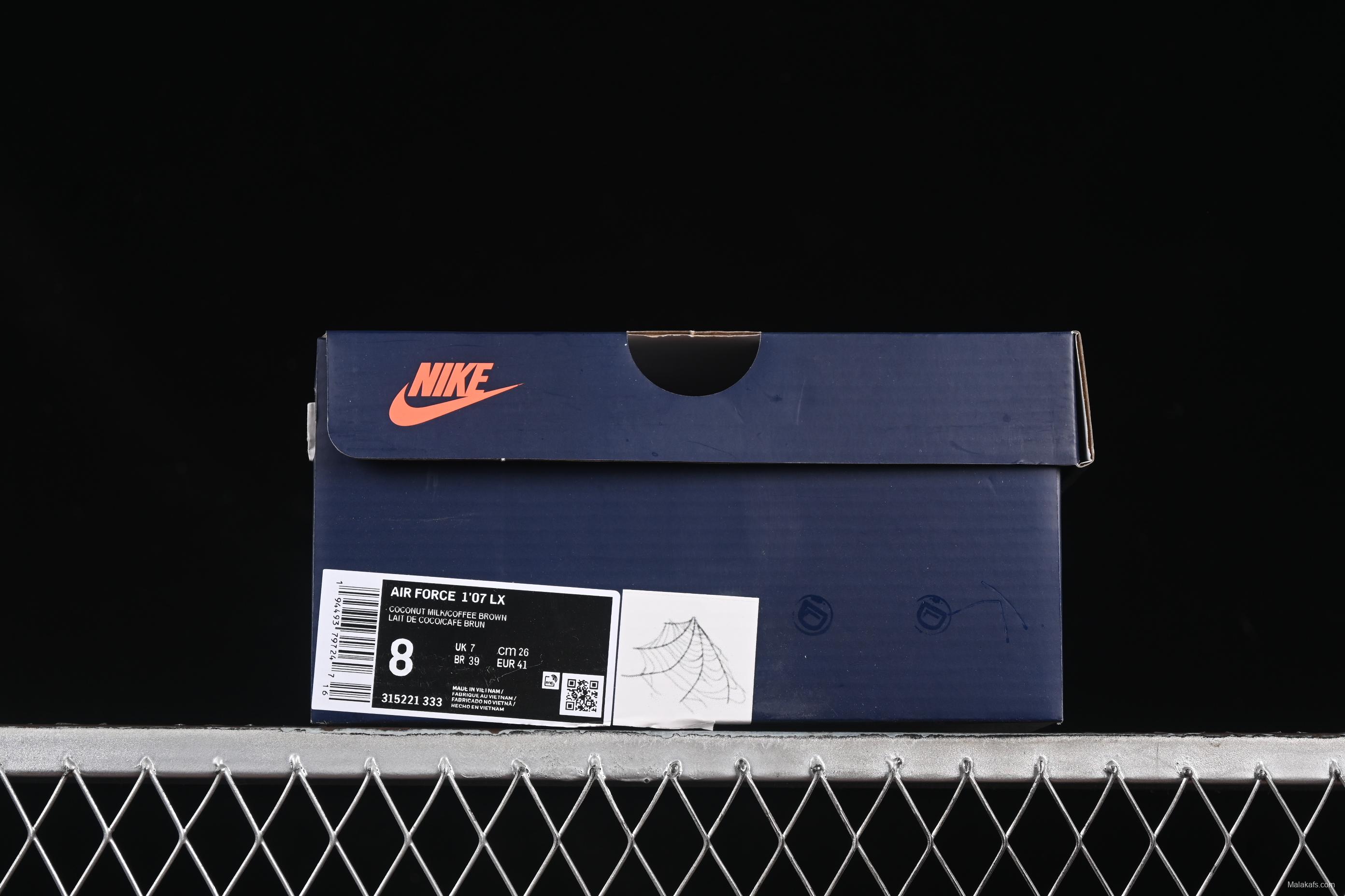 Nike Air Force 1'07 Low Casual Sneakers with Vintage Spider Web Design - 315221-333