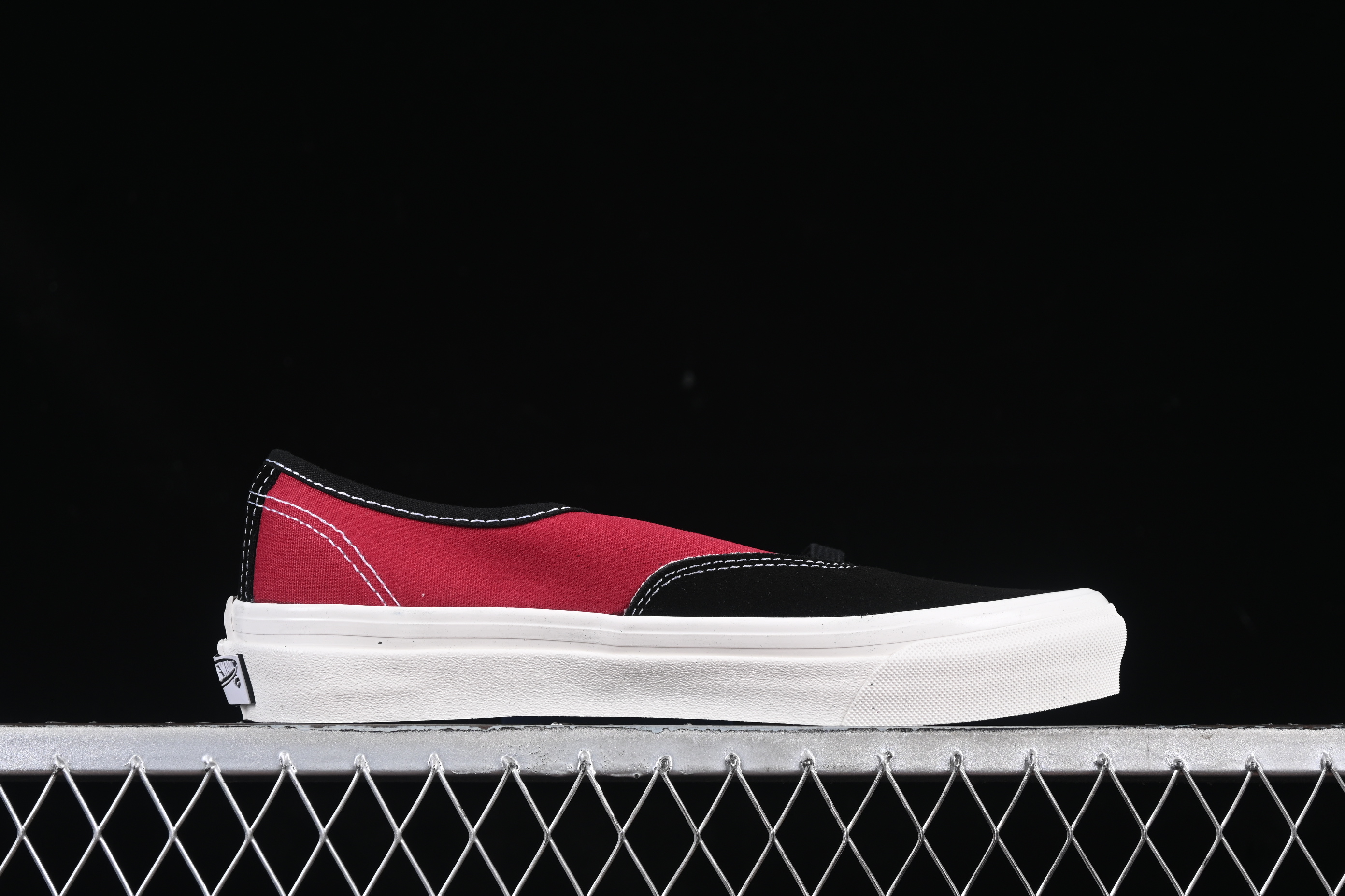 Vans Authentic Reissue 44 Low-Top Casual Skate Shoes - VN0007QYMDB