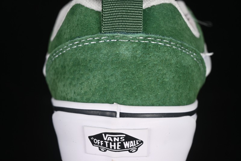Vans Knu Skool Low Top Retro Chunky Sneakers - VN000D6ZBR1