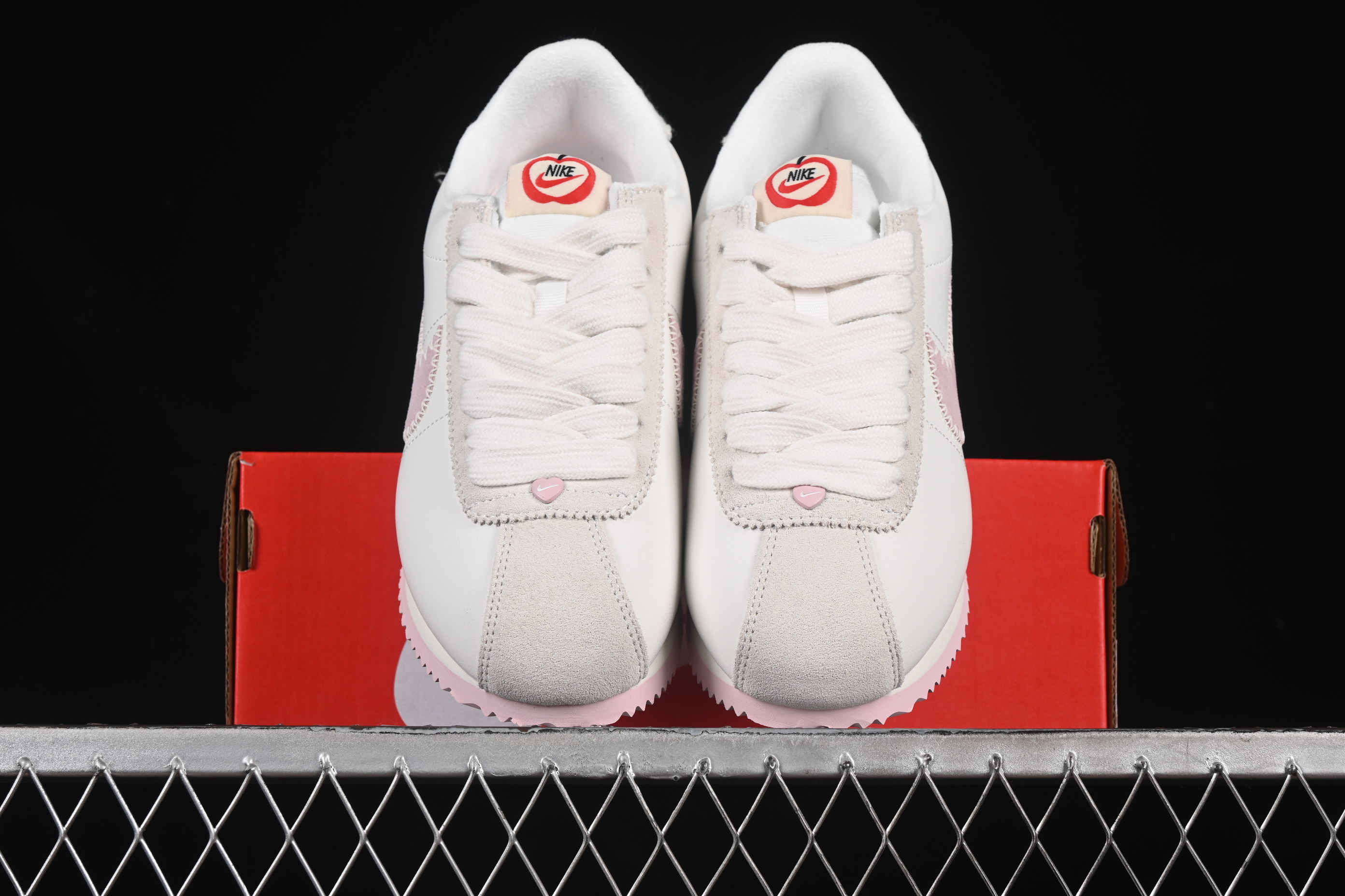 Nike Classic Cortez Leather Valentine's Day Forrest Gump Retro Original Leather Running Shoes - HV6012-161