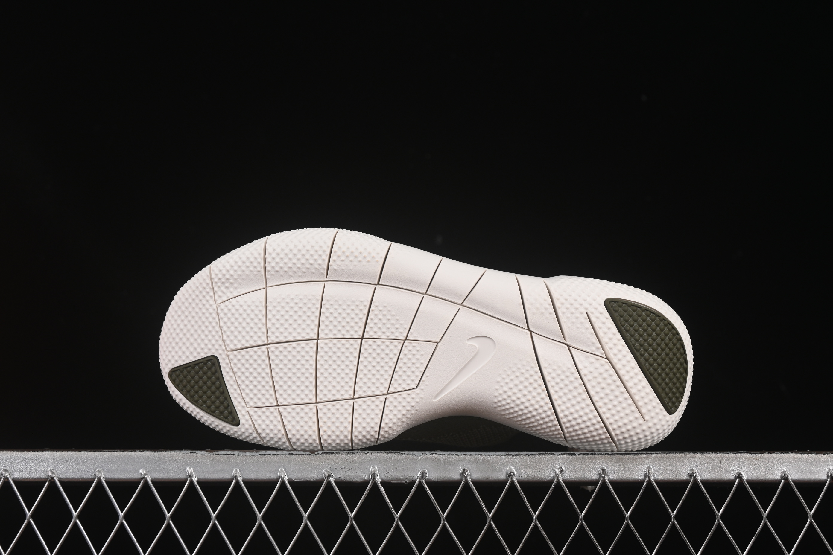 Nike Free 2025 Breathable Knit Running Shoes with Enhanced Cushioning - HF1078-200