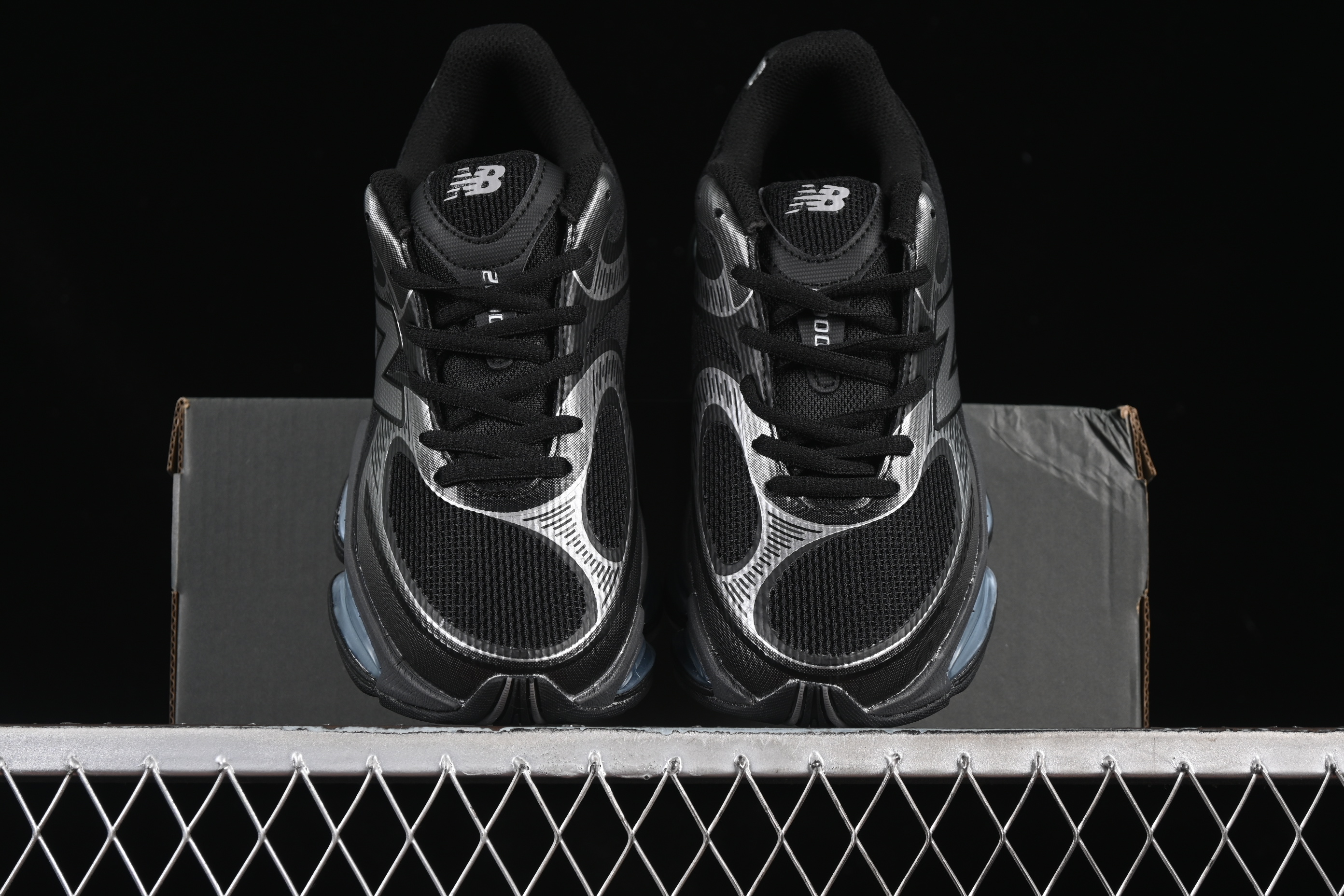 New Balance 2000 Series Retro Dad Style Casual Running Shoes - U2000EA