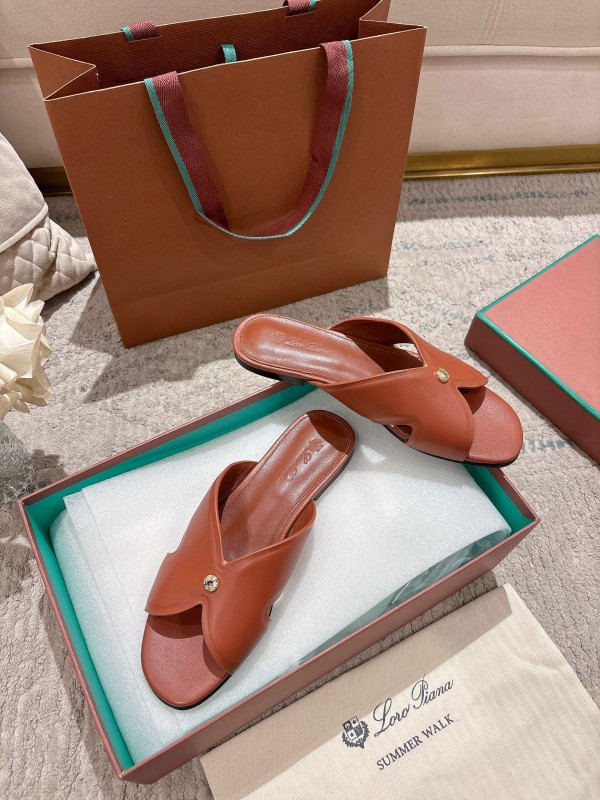 2025 Slippers LP Brown Leather Slippers LY00270