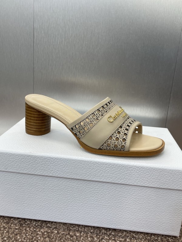 2025 Women Dior Beige Leather Sandals