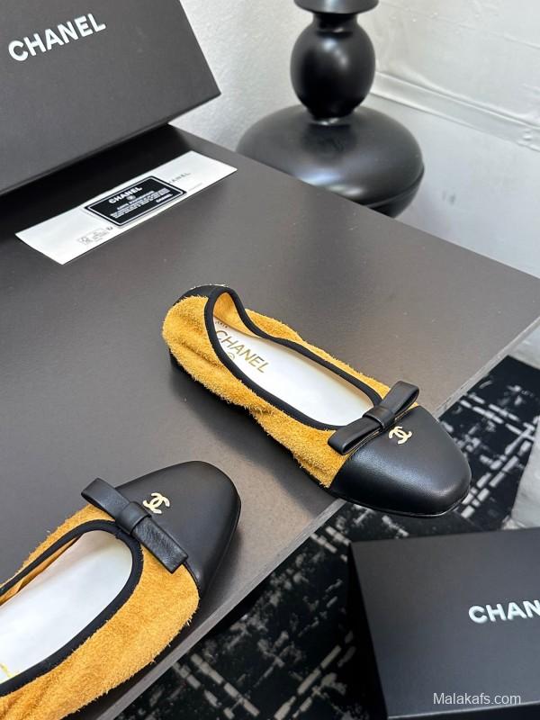 Chanel 2025 SS Classic Flats Versatile Sandals