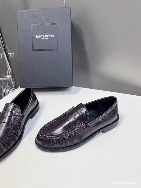 2025 Women Yves Saint Laurent Black Calf Leather Loafers KFY00350