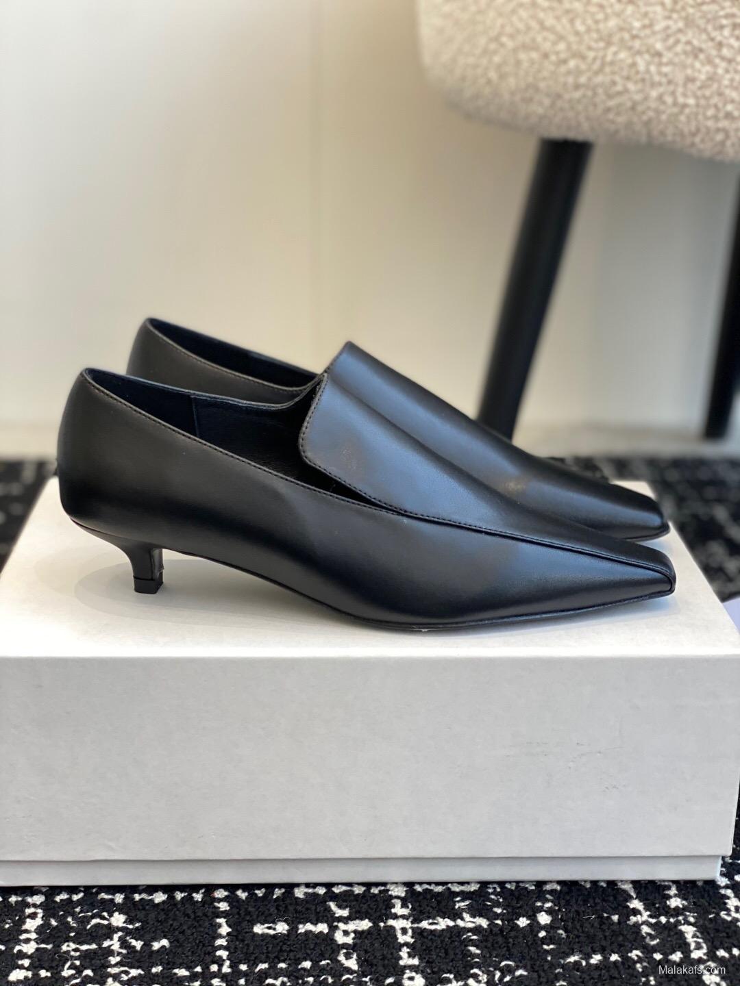 2025 Women Toteme Black Leather Slip-On Loafers