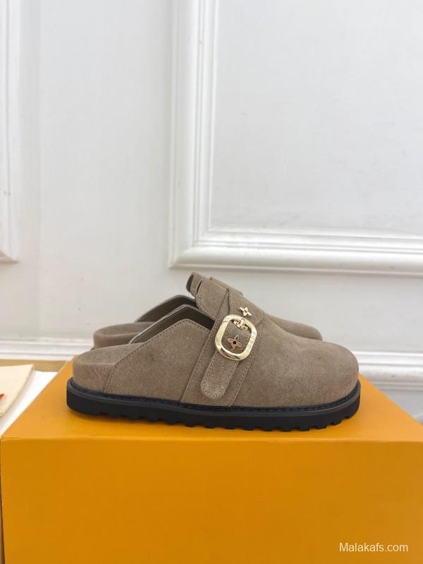 2025 Women Louis Vuitton Brown Suede Slippers Flower Buckle KFY00300