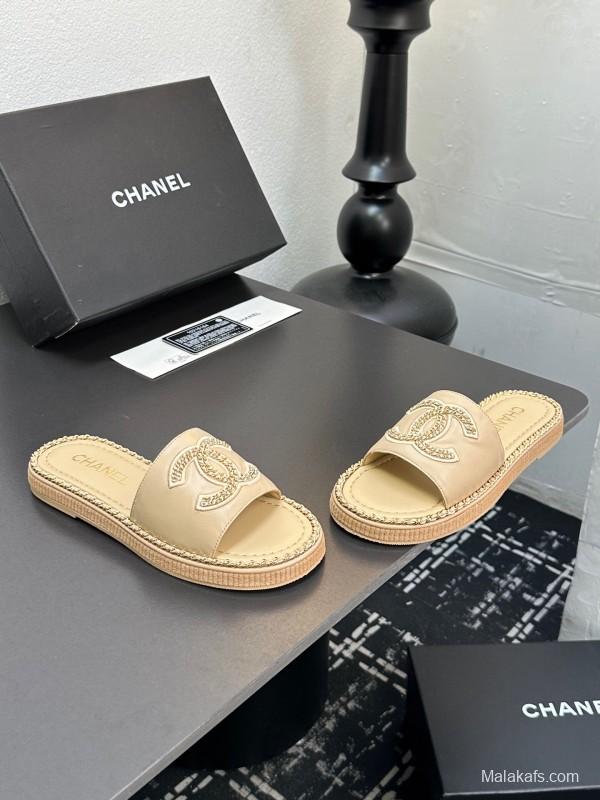 2025 Slippers Chanel Beige Leather Slippers