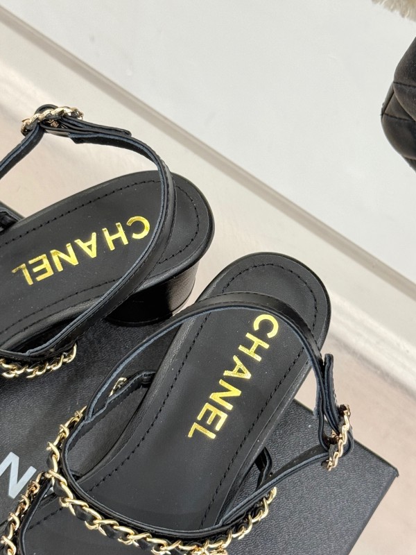 2025 Women Chanel Black Leather Sandals Chain KFY00270