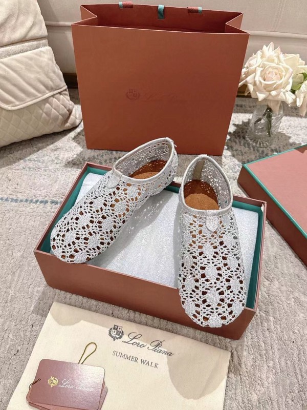 2025 Women LP White Knitted Ballet Shoes LY00250