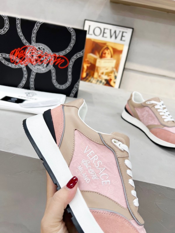 2025 Women VERSACE Pink Beige Suede Leather Sneakers Embroidery LY00320
