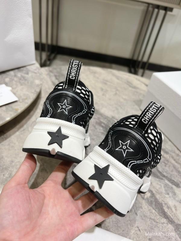 2025 Women Dior Black White Textile Casual Sneakers KFY00370