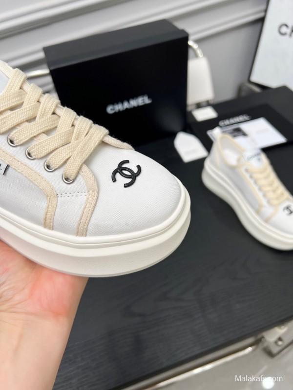 2025 Women Chanel White Canvas Sneakers LY00250