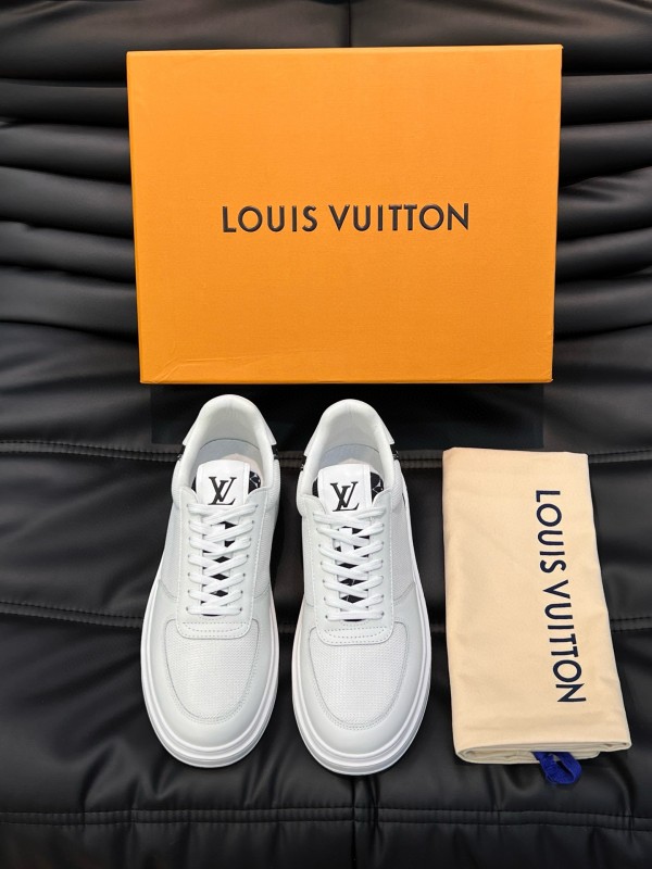 2024 Men Louis Vuitton White Leather Mesh Sneakers MJ00400