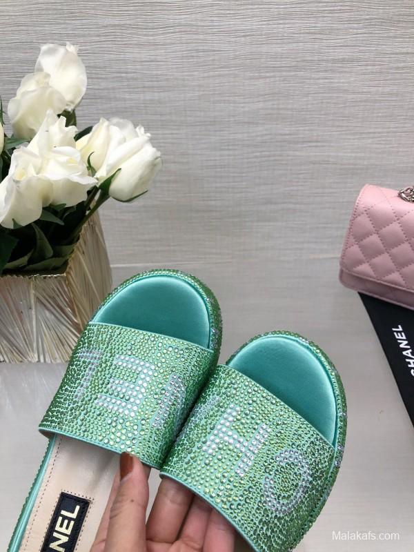 2025 Women Chanel Green Silk Slippers LY00320