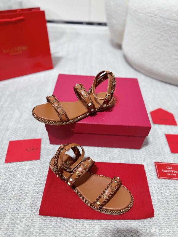 2025 Women Valentino Brown Leather Sandals Braided Craftsmanship LY00250