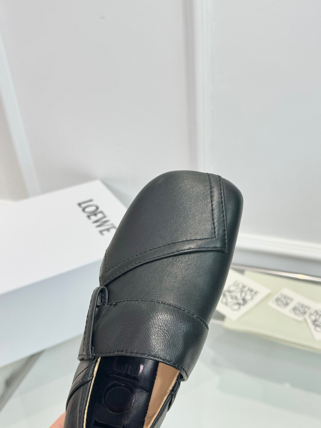 2025 Women Loewe Black Leather Loafers LY00291