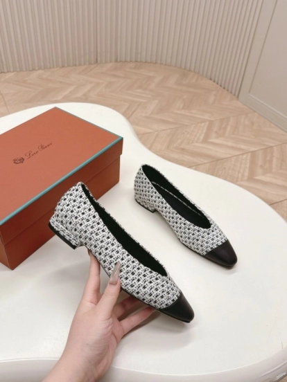 2025 Women Le Parmentier Black White Tweed Leather Pointed Toe Loafers