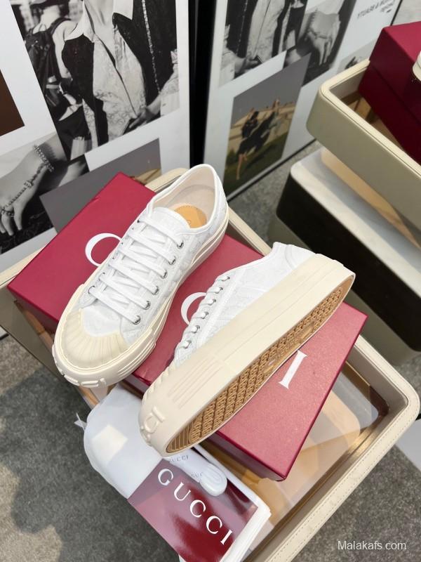 2025 Women Gucci White Canvas Sneakers LY00360