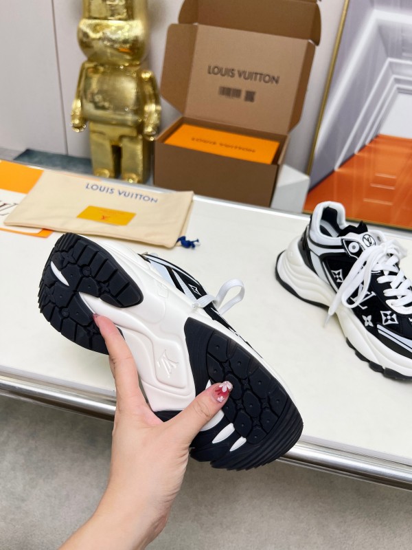 2025 Unisex Louis Vuitton Black White Fabric Leather Sneakers LY00340(F)/LY00341(M)