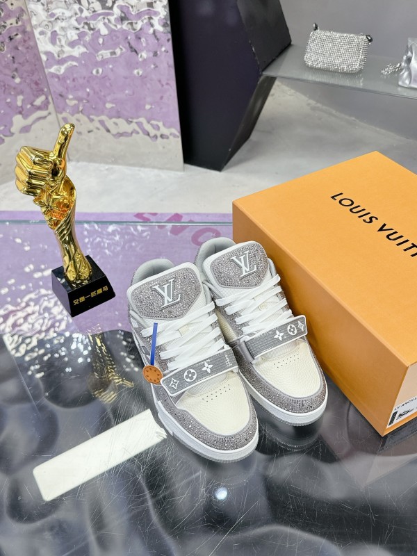 2025 Unisex Louis Vuitton Silver Grey White Leather Fabric Plimsolls Hand-Crafted Crystal AS00400