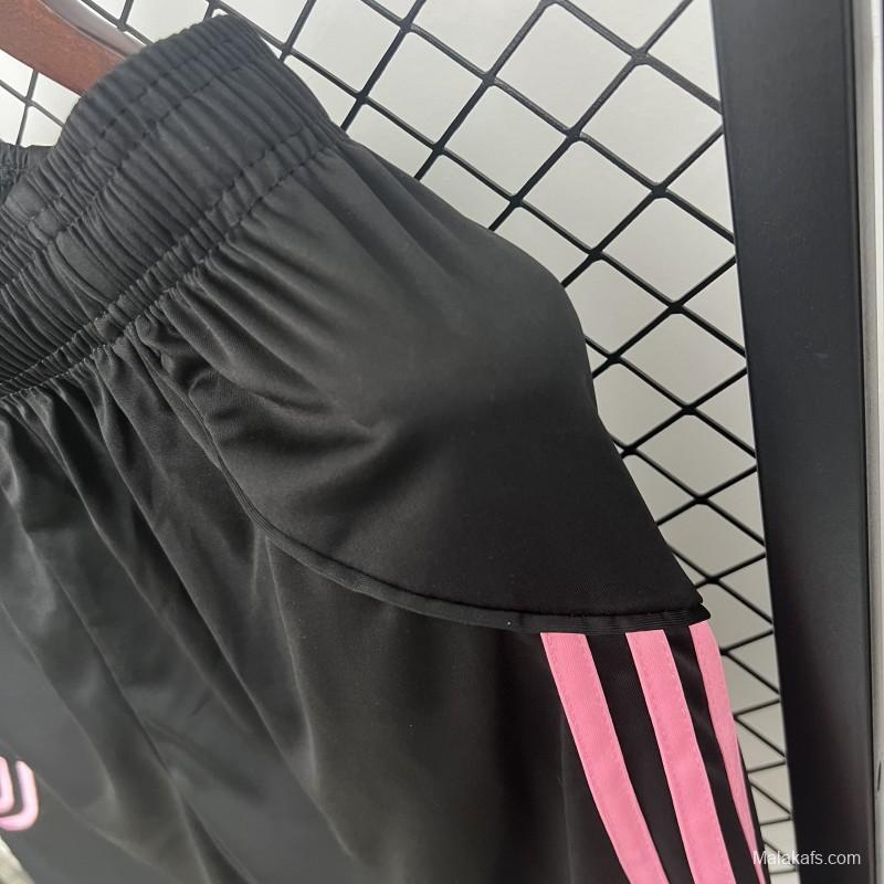 25/26 Juventus Home Shorts