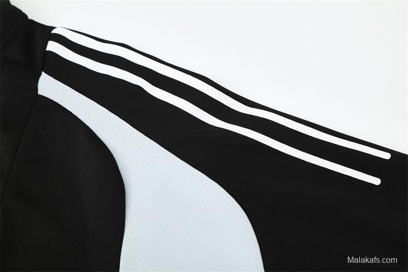 Retro 04/05 Real Madrid Black Half Zipper Jacket